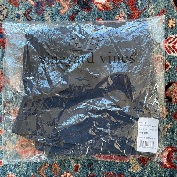 NWT Vineyard Vines Boys 18 Stetch Breaker Shorts - Picture 8 of 9